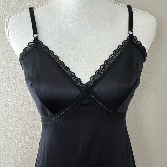 Vintage Sears The Doesn’t Slip Womens Full Slip Black Lace Trim Negligee Chemise - Picture 1 of 8